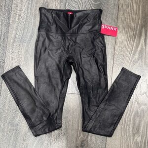 NWT SPANX Black Faux-Leather High-Waist Leggings fleece lined